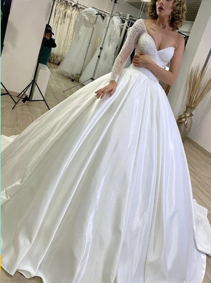 Luxurious Ball Gown Wedding Dresses Sweetheart One Long Sleeves Beads Sequins Lace Up Sweep Train Satin Bridal Gowns Custom Made