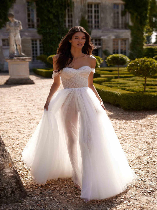 Simple & Elegant A-Line Wedding Dresses Sweetheart Pleated Cap Sleeves Tulle Sweep Train Bridal Gowns With Slit