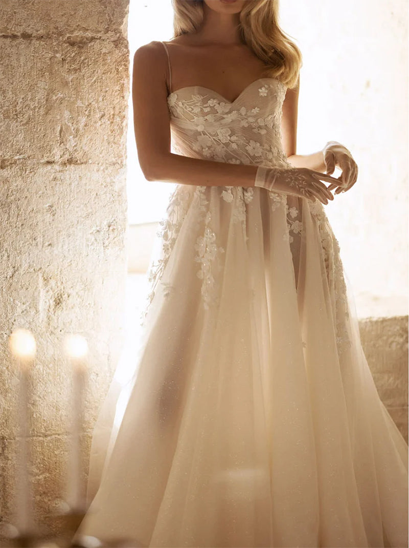 Modern & Elegant A-Line Wedding Dresses Spaghetti Appliqued Beads Sleeveless Tulle Sweep Train Bridal Gowns Custom