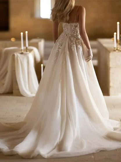 Modern & Elegant A-Line Wedding Dresses Spaghetti Appliqued Beads Sleeveless Tulle Sweep Train Bridal Gowns Custom