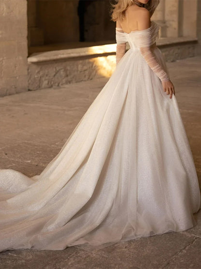 Gorgeous & Elegant A-Line Beach Wedding Dresses Sweetheart Sequins Detachable Long Sleeves Tulle Court Train Bridal Gowns With Slit