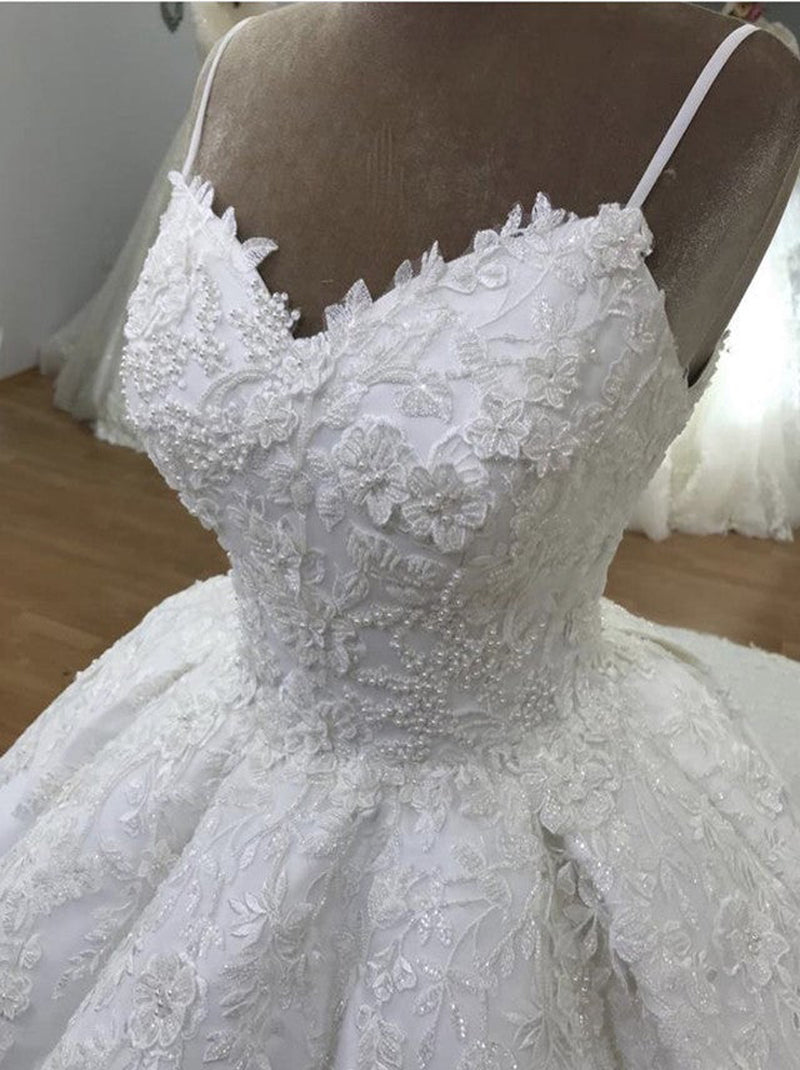 Elegant Ball Gown Wedding Dresses Spaghetti Beads Appliqued Lace Up Court Train Satin Bridal Gowns Custom Made