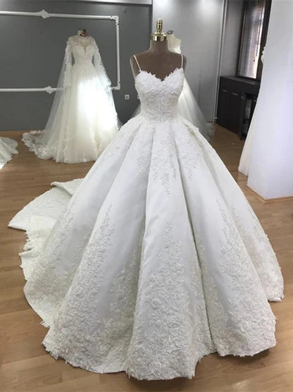 Elegant Ball Gown Wedding Dresses Spaghetti Beads Appliqued Lace Up Court Train Satin Bridal Gowns Custom Made