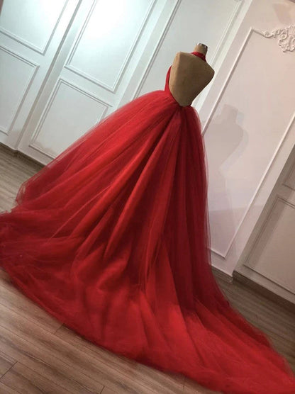 Red Ball Gown Wedding Dresses Halter Sleeveless Backless Court Train Tulle Bridal Gowns Custom Design