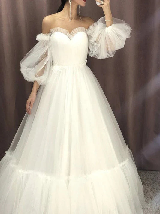 Simple A-Line Wedding Dresses Sweetheart Puffy Long Sleeves Lace Up Tulle Floor Length Bridal Gowns Custom Made