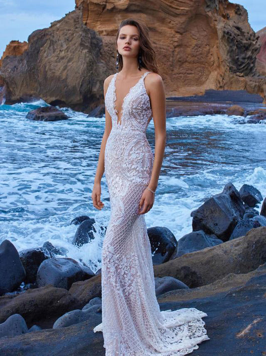 Gorgeous & Classic Mermaid Beach Wedding Dresses Spaghetti Sequins Appliqued Backless Sweep Train Tulle Bridal Gowns Custom Made