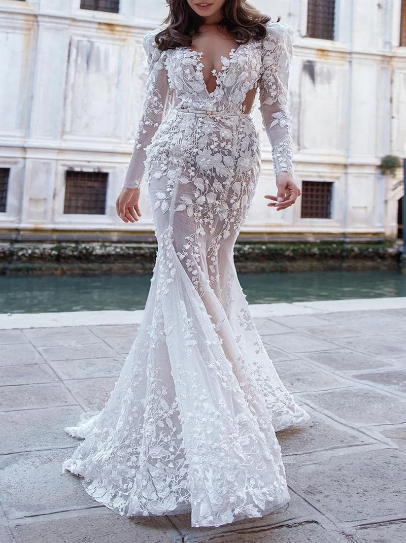 Elegant Mermaid Wedding Dresses V-Neck Appliqued Long Sleeves Tulle Sweep Train Bridal Gowns Custom Made