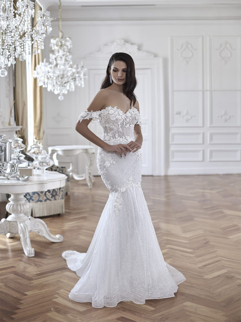 Luxurious & Elegant Mermaid Wedding Dresses Sweetheart Appliqued Beads Tulle Sweep Train Bridal Gowns Custom Made