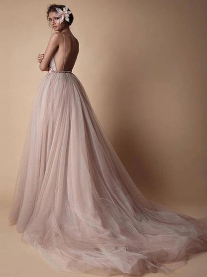 Sexy A-Line Wedding Dresses Spaghetti Sleeveless Appliqued Backless Tulle Sweep Train Bridal Gowns Custom Made