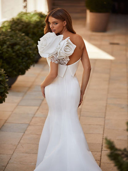 Simple Mermaid Wedding Dresses Sweetheart Pleated Handmade Flowers Satin Bridal Gowns Custom Made With Sweep Train