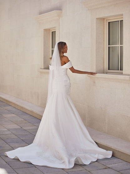Simple Mermaid Wedding Dresses Sweetheart Pleated Beads Cap Sleeves Satin Bridal Gowns Custom Made With Sweep Train
