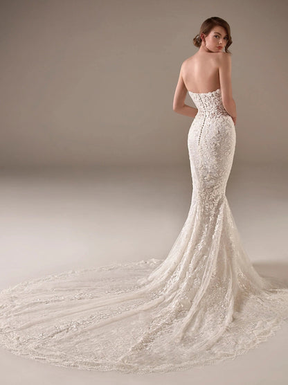 Gorgeous Mermaid Wedding Dresses Sweetheart Appliqued Tulle Sweep Train Bridal Gowns Custom Made