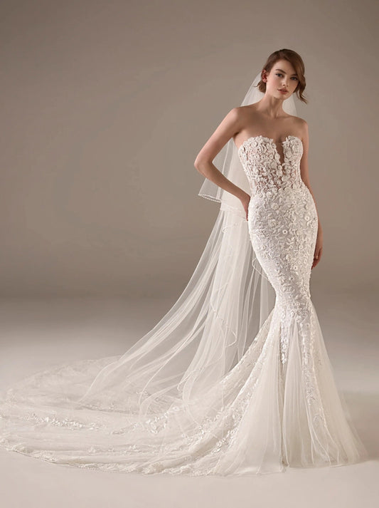 Gorgeous Mermaid Wedding Dresses Sweetheart Appliqued Tulle Sweep Train Bridal Gowns Custom Made