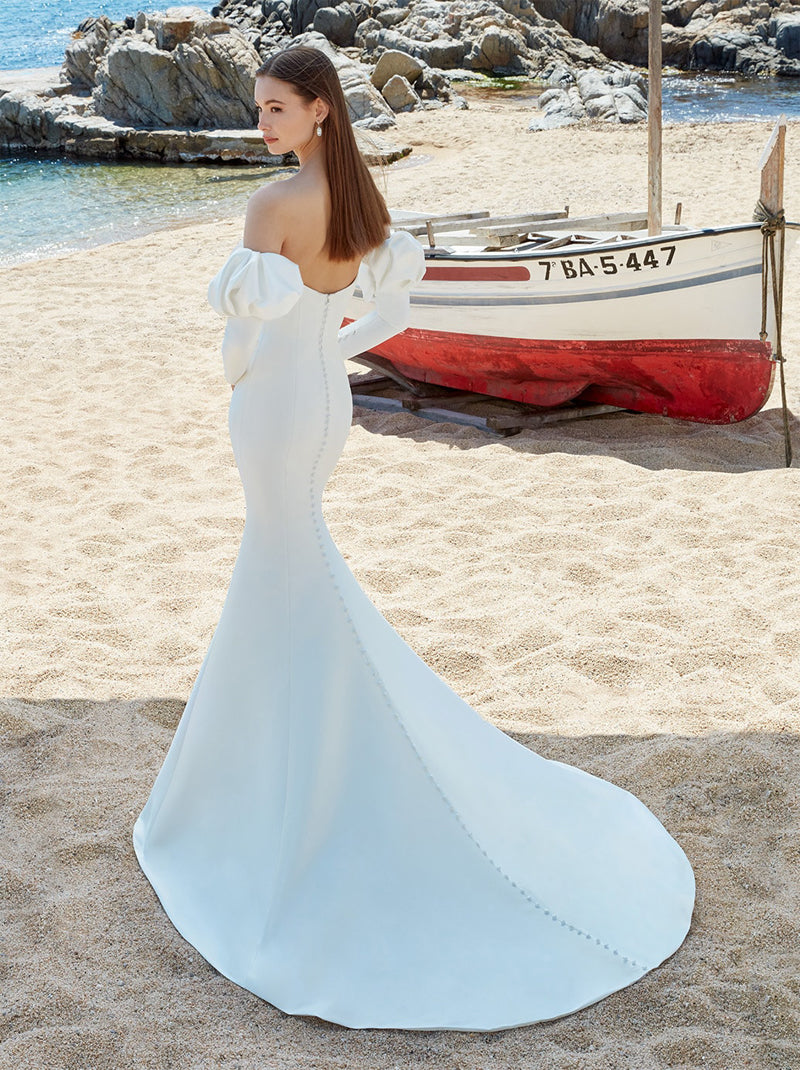 Simple & Elegant Mermaid Boho Wedding Dresses Strapless Pleated Detachable Long Sleeves Covered Buttons Satin Sweep Train Bridal Gowns