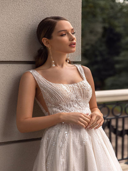 Sparkling A-Line Bridal Gowns Spaghetti Sequins Beads Tulle Court Train Bridal Gowns With Slit