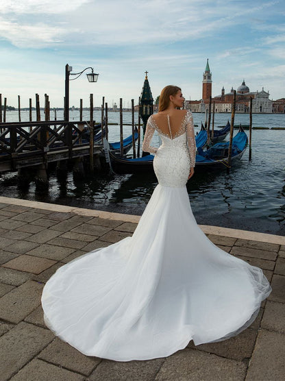 Romantic Mermaid Wedding Dresses Scoop Beads Sequins Long Sleeves Tulle Sweep Train Bridal Gowns Custom Made