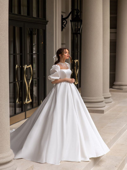 Modern Ball Gown Wedding Dresses Sweetheart Pleated Detachable Puffy Sleeves Satin Court Train Satin Bridal Gowns Custom