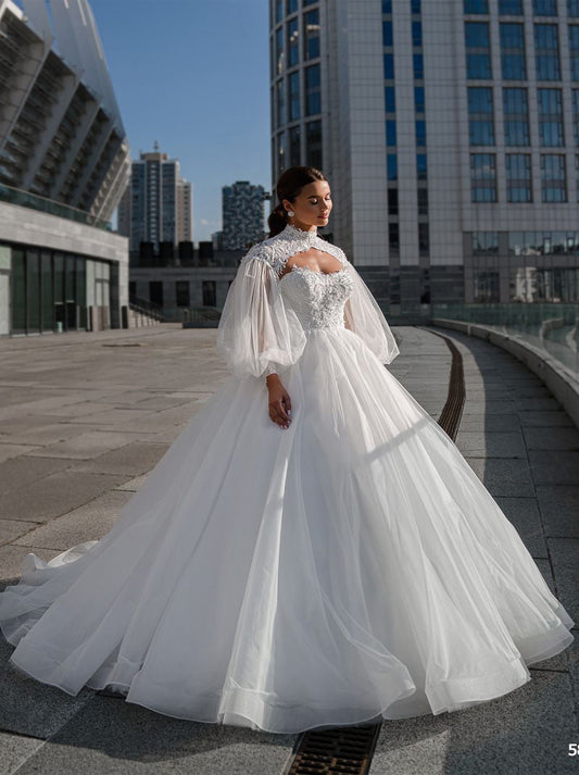 Modern Ball Gown Wedding Dresses Sweetheart Appliqued Sweep Train Tulle Bridal Gowns Custom With A Detachable Jacket