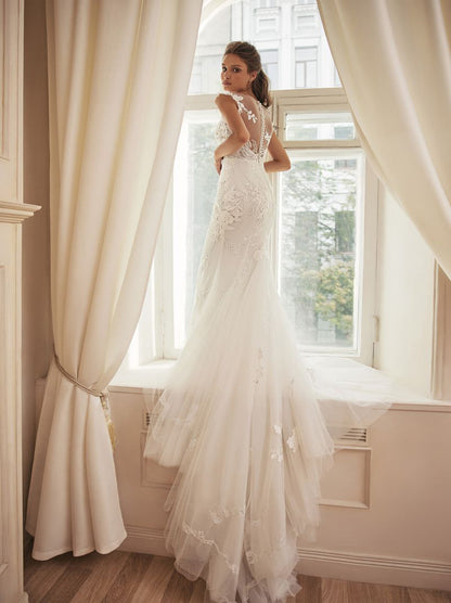 Gorgeous Mermaid Wedding Dresses Scoop Sequins Appliqued Cap Sleeves Tulle Sweep Train Bridal Gowns Custom Made