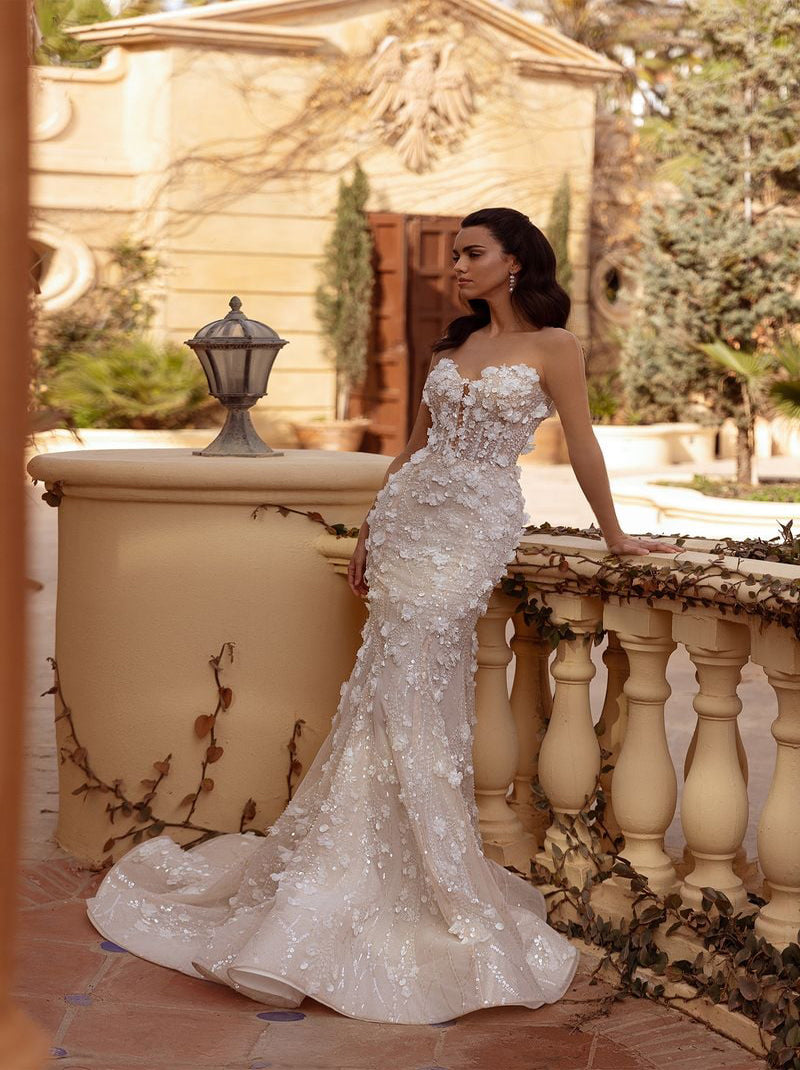 Gorgeous Mermaid Wedding Dresses Sweetheart Beads Appliqued Tulle Sweep Train Bridal Gowns Custom Made