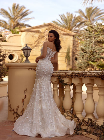 Gorgeous Mermaid Wedding Dresses Sweetheart Beads Appliqued Tulle Sweep Train Bridal Gowns Custom Made