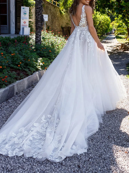 Elegant & Gorgeous A-Line Wedding Dresses V-Neck Appliqued Tulle Sweep Train Bridal Gowns With Slit