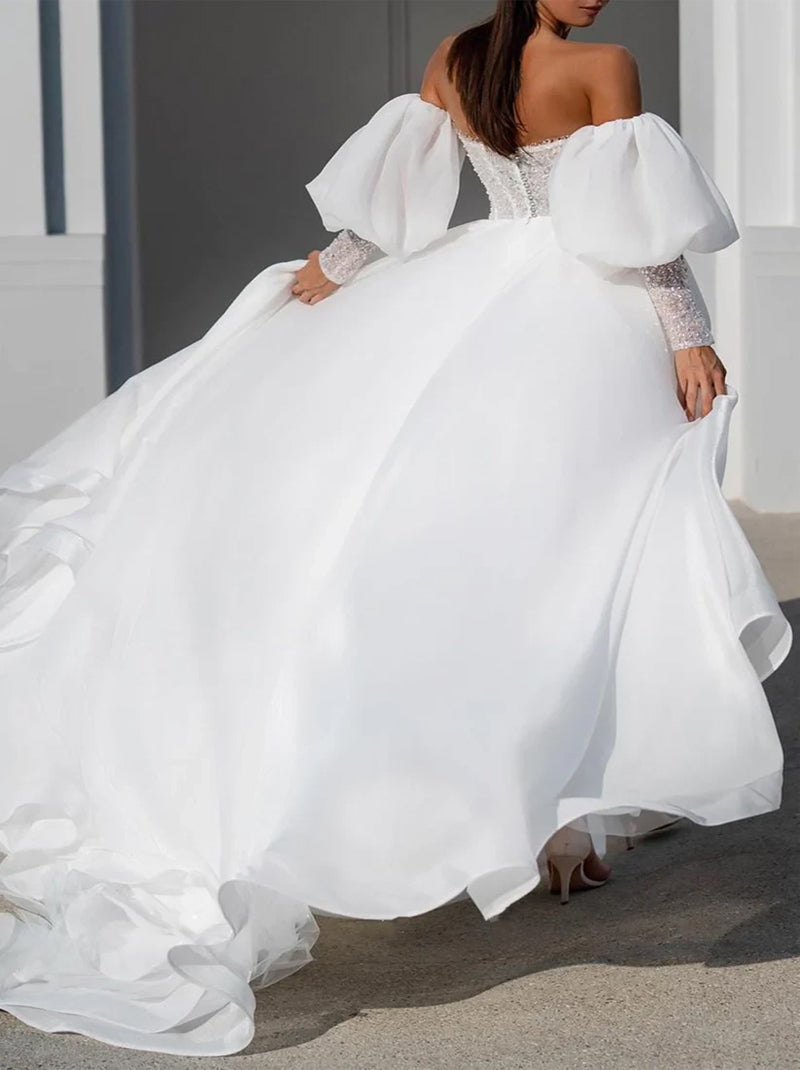 Gorgeous A-Line Beach Wedding Dresses Sweetheart Beads Puffy Sleevels Organza Sweep Train Bridal Gowns With Slit