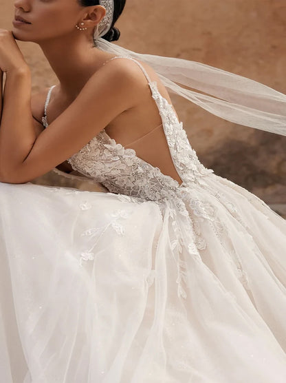 Elegant & Gorgeous A-Line Wedding Dresses Spaghetti Appliqued Beads Tulle Train Bridal Gowns Custom