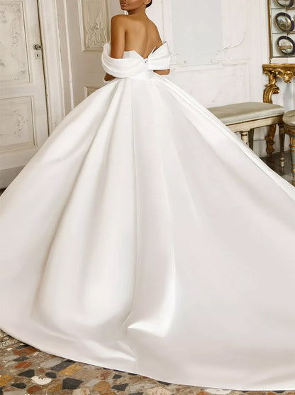 Modern Ball Gown Wedding Dresses Off The Shoulder Beads Pleated Sweep Train Satin Bridal Gowns Custom Made