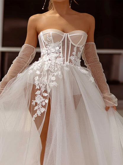 Simple A-Line Beach Wedding Dresses Sweetheart Appliqued Tulle Sweep Train Bridal Gowns With Slit