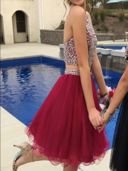 Burgundy Two Pieces A-Line Halter Neck Beaded Sequins Crystals Sleeveless Tulle Homecoming Graduation Dresses Party Gowns For Girls