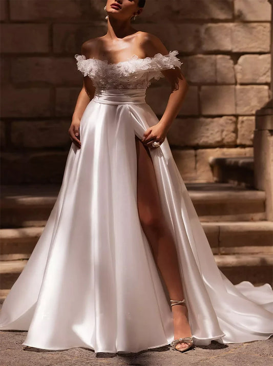 Simple A-Line Beach Wedding Dresses Off The Shoulder Pleated Flowers Satin Sweep Train Bridal Gowns With Slit