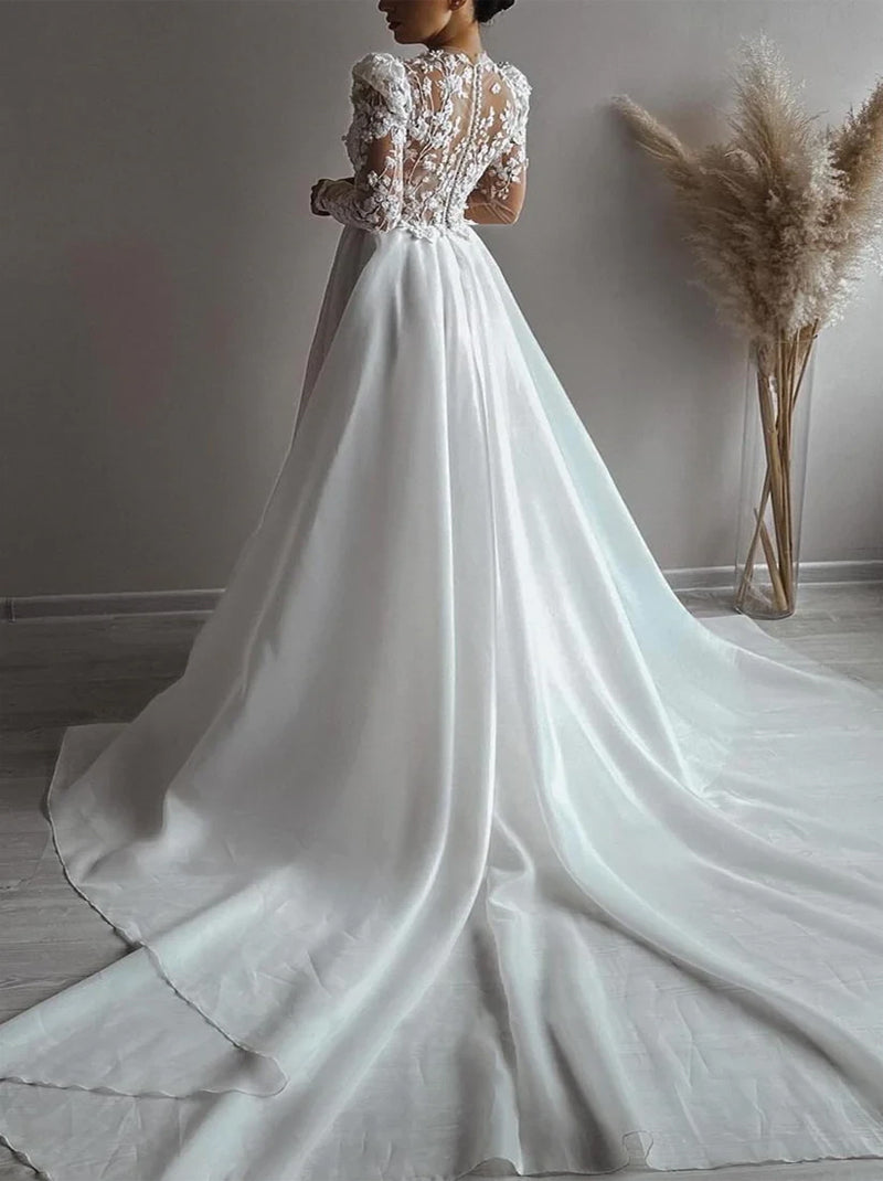 Modern A-Line Beach Wedding Dresses High Collar Appliqued Organza Sweep Train Bridal Gowns With Slit