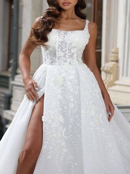 Gorgeous A-Line Beach Wedding Dresses Spaghetti Appliqued Sequins Organza Sweep Sweep Train Bridal Gowns With Slit