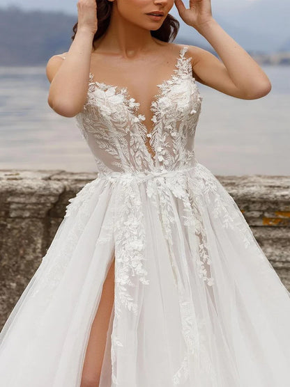 Gorgeous A-Line Beach Wedding Dresses Scoop Appliqued Cap Sleevels Tulle Sweep Train Bridal Gowns With Slit