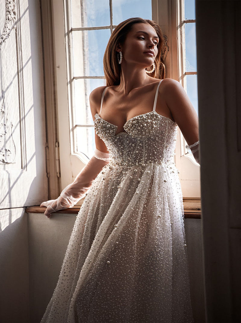 Sparkling & Gorgous A-Line Wedding Dresses Spaghetti Beads Pearls Sleeveless Sweep Train Sequins Boho Bridal Gowns Custom Made