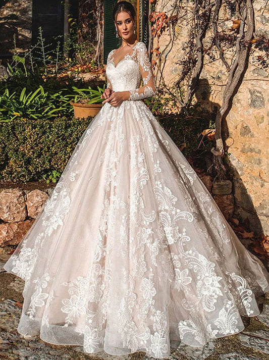 Exquisite Lace Appliques Ball Gown Long Sleeves Wedding Dress For Bride Buttons Illusion Back lACE Court Train Bridal Gown