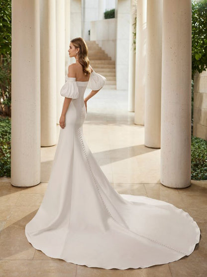 Ivory Mermaid Wedding Dresses Strapless Pletaed Detachable Puffy Sleeves Satin Court Train Bridal Gowns For Women