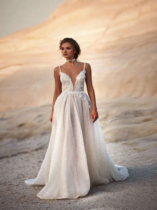 Sexy & Gorgeous A-Line Boho Beach Wedding Dresses Spaghetti Appliqued Sequins Sweep train Tulle Bridal Gowns Custom