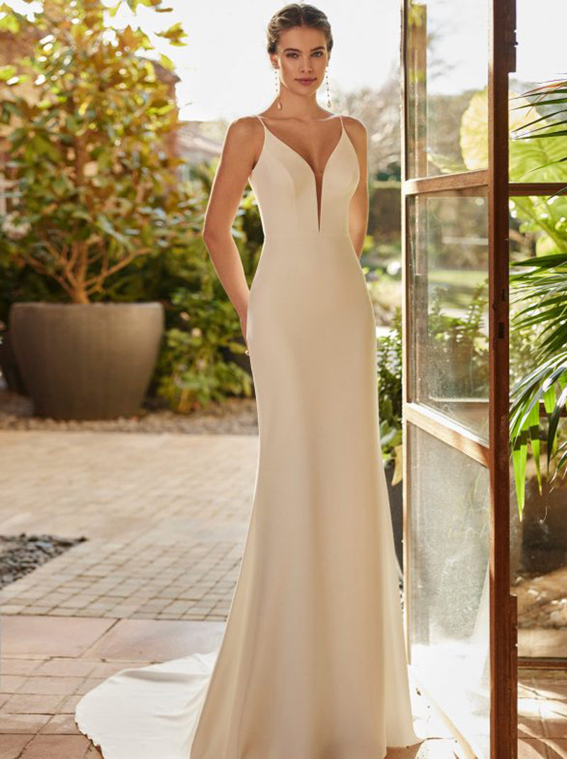 Two Pieces Mermaid Wedding Dresses V-Neck Sleeveless Backless Sweep Train Satin Bridal Gowns With A Lace Wrap For Women